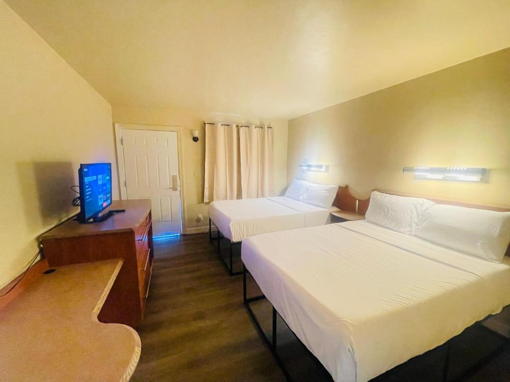 Standard Double Room interior